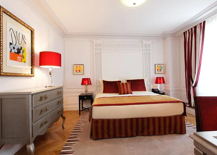 Majestic Hotel Spa - Champs Elysees Parijs