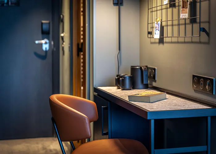 Le Bellune ParisSpa Hotel